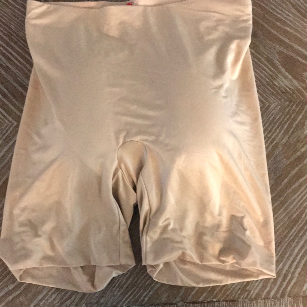Spanx Fancy Booty Booster